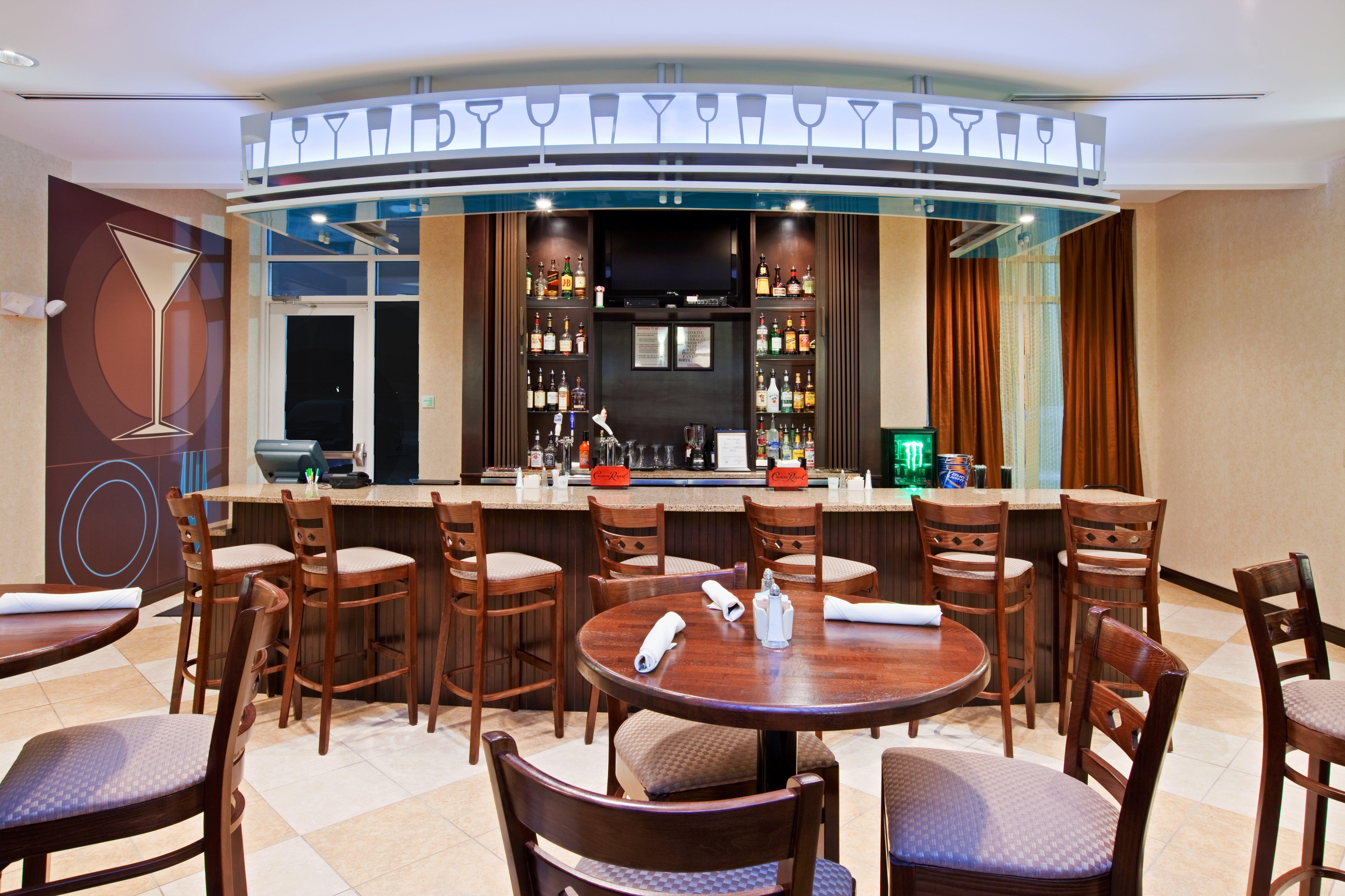 Holiday Inn Florence By Ihg Exterior photo
